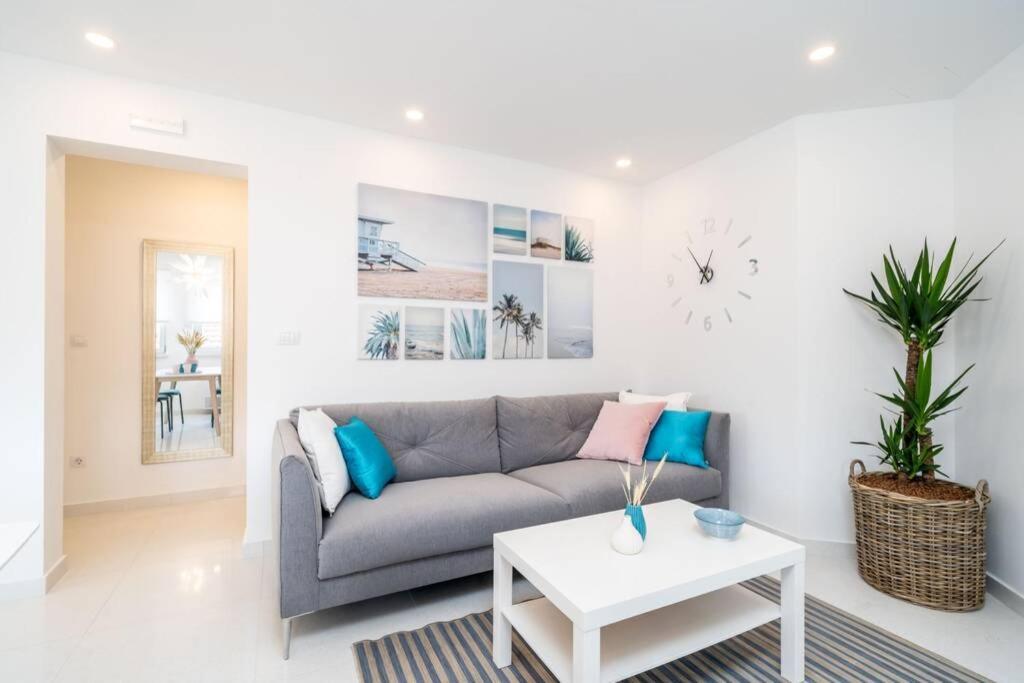 Apartment Diana: Bayside View Beauty - A Romantic *