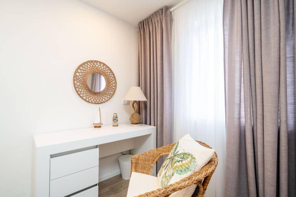 Apartment Diana: Bayside View Beauty - A Romantic Dubrovnik
